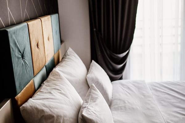 Sleep Divorce: Why More Women Are Choosing Separate Beds in 2026